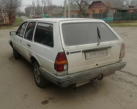 Белый Фольксваген Пассат, объемом двигателя 1.6 л и пробегом 558 тыс. км за 800 $, фото 3 на Automoto.ua