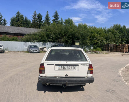 Белый Фольксваген Пассат, объемом двигателя 1.6 л и пробегом 285 тыс. км за 850 $, фото 5 на Automoto.ua