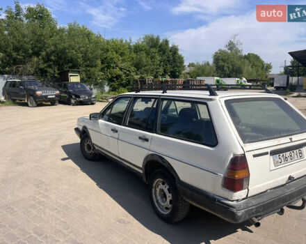 Белый Фольксваген Пассат, объемом двигателя 1.6 л и пробегом 285 тыс. км за 850 $, фото 6 на Automoto.ua