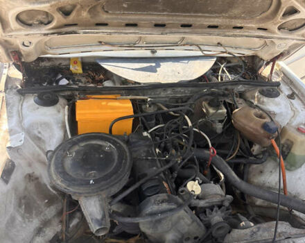 Белый Фольксваген Пассат, объемом двигателя 1.6 л и пробегом 285 тыс. км за 850 $, фото 15 на Automoto.ua