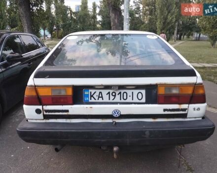 Белый Фольксваген Пассат, объемом двигателя 1.6 л и пробегом 598 тыс. км за 650 $, фото 6 на Automoto.ua