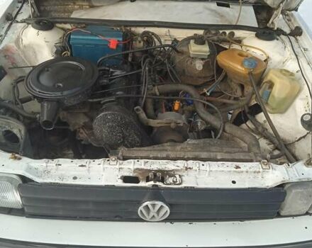 Білий Фольксваген Пассат, об'ємом двигуна 1.8 л та пробігом 280 тис. км за 1250 $, фото 13 на Automoto.ua