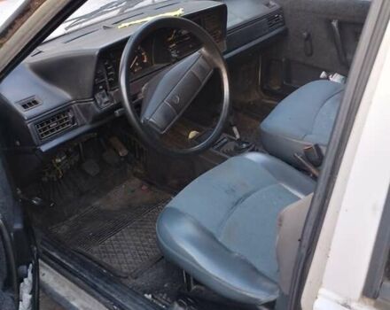 Белый Фольксваген Пассат, объемом двигателя 1.6 л и пробегом 598 тыс. км за 650 $, фото 18 на Automoto.ua