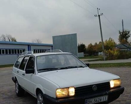 Білий Фольксваген Пассат, об'ємом двигуна 2.23 л та пробігом 400 тис. км за 850 $, фото 1 на Automoto.ua