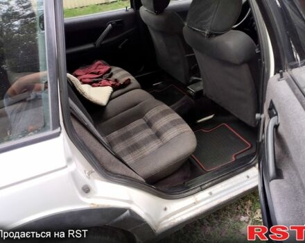 Білий Фольксваген Пассат, об'ємом двигуна 2 л та пробігом 0 тис. км за 2000 $, фото 3 на Automoto.ua