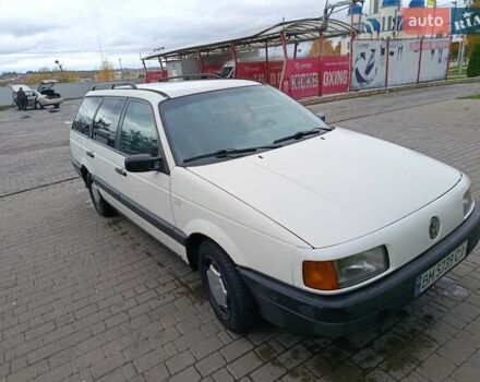 Білий Фольксваген Пассат, об'ємом двигуна 1.6 л та пробігом 248 тис. км за 2200 $, фото 4 на Automoto.ua