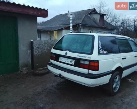 Білий Фольксваген Пассат, об'ємом двигуна 1.8 л та пробігом 380 тис. км за 1200 $, фото 3 на Automoto.ua