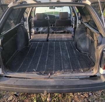 Белый Фольксваген Пассат, объемом двигателя 1.9 л и пробегом 350 тыс. км за 2500 $, фото 10 на Automoto.ua