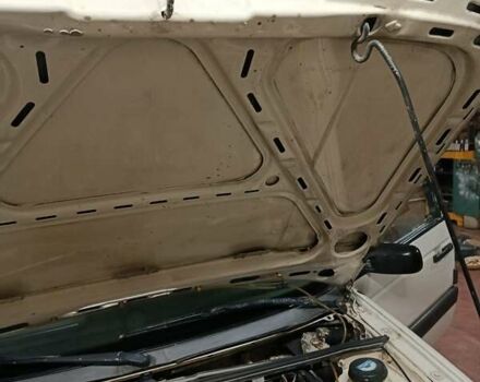 Білий Фольксваген Пассат, об'ємом двигуна 8 л та пробігом 270 тис. км за 2500 $, фото 4 на Automoto.ua