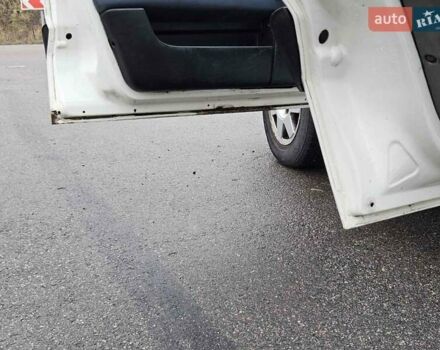 Белый Фольксваген Пассат, объемом двигателя 1.78 л и пробегом 450 тыс. км за 1500 $, фото 24 на Automoto.ua