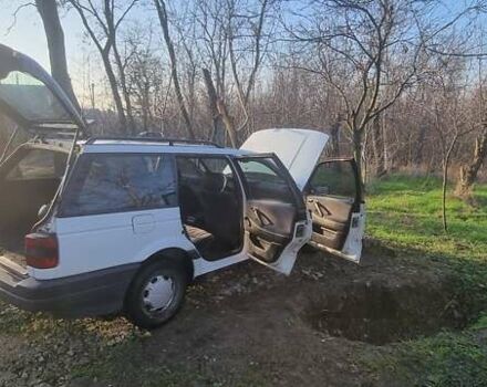 Белый Фольксваген Пассат, объемом двигателя 1.9 л и пробегом 350 тыс. км за 2500 $, фото 1 на Automoto.ua