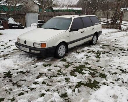 Белый Фольксваген Пассат, объемом двигателя 1.78 л и пробегом 250 тыс. км за 1350 $, фото 9 на Automoto.ua