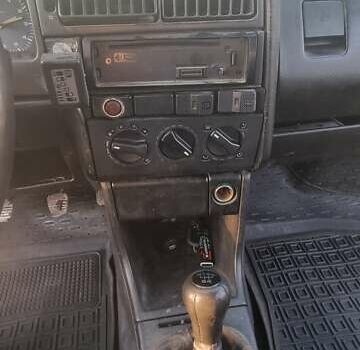 Белый Фольксваген Пассат, объемом двигателя 1.9 л и пробегом 350 тыс. км за 2500 $, фото 9 на Automoto.ua