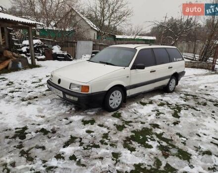 Белый Фольксваген Пассат, объемом двигателя 1.78 л и пробегом 250 тыс. км за 1350 $, фото 8 на Automoto.ua