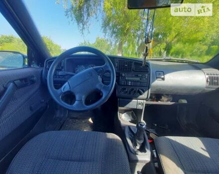 Белый Фольксваген Пассат, объемом двигателя 0 л и пробегом 425 тыс. км за 1300 $, фото 11 на Automoto.ua