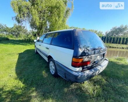 Белый Фольксваген Пассат, объемом двигателя 0 л и пробегом 425 тыс. км за 1300 $, фото 8 на Automoto.ua