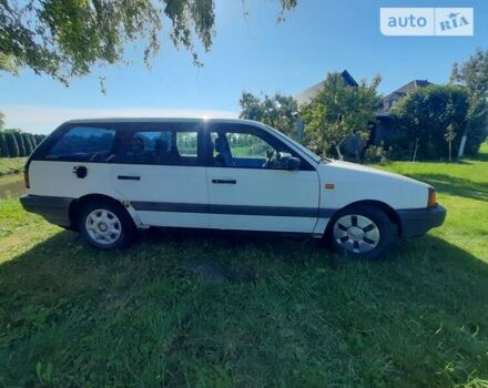 Белый Фольксваген Пассат, объемом двигателя 0 л и пробегом 425 тыс. км за 1300 $, фото 14 на Automoto.ua