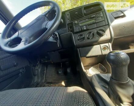 Белый Фольксваген Пассат, объемом двигателя 0 л и пробегом 425 тыс. км за 1300 $, фото 12 на Automoto.ua