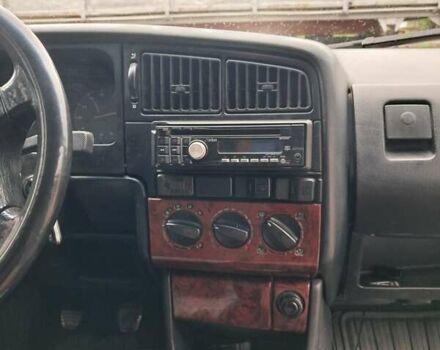 Білий Фольксваген Пассат, об'ємом двигуна 1.8 л та пробігом 250 тис. км за 2200 $, фото 7 на Automoto.ua