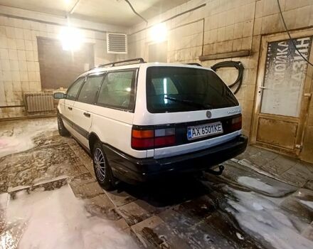 Белый Фольксваген Пассат, объемом двигателя 1.8 л и пробегом 380 тыс. км за 1650 $, фото 4 на Automoto.ua