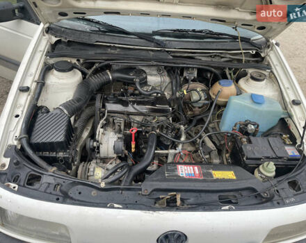 Білий Фольксваген Пассат, об'ємом двигуна 1.8 л та пробігом 341 тис. км за 1900 $, фото 27 на Automoto.ua