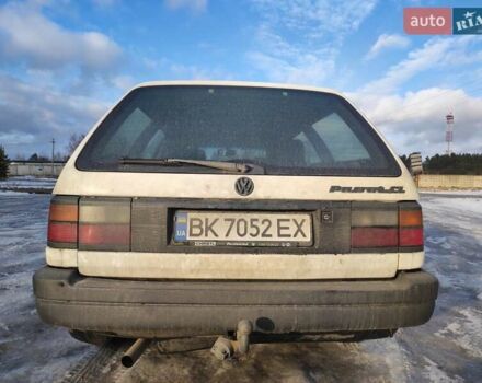 Білий Фольксваген Пассат, об'ємом двигуна 1.9 л та пробігом 420 тис. км за 2500 $, фото 4 на Automoto.ua