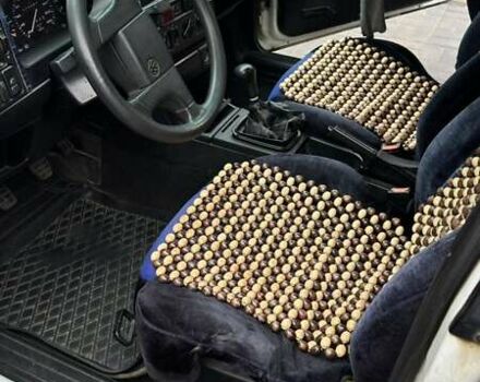 Белый Фольксваген Пассат, объемом двигателя 1.8 л и пробегом 474 тыс. км за 2100 $, фото 3 на Automoto.ua