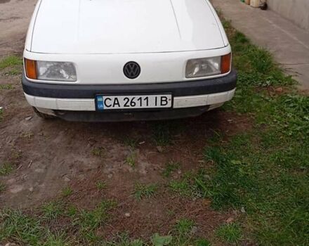 Белый Фольксваген Пассат, объемом двигателя 1.98 л и пробегом 282 тыс. км за 2000 $, фото 1 на Automoto.ua