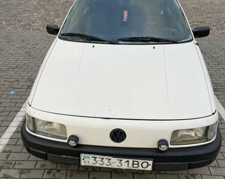 Білий Фольксваген Пассат, об'ємом двигуна 1.8 л та пробігом 341 тис. км за 1900 $, фото 1 на Automoto.ua