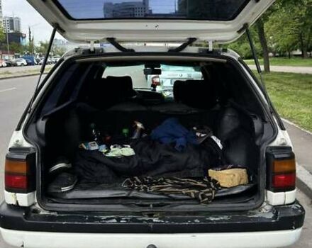 Белый Фольксваген Пассат, объемом двигателя 1.8 л и пробегом 474 тыс. км за 2100 $, фото 7 на Automoto.ua