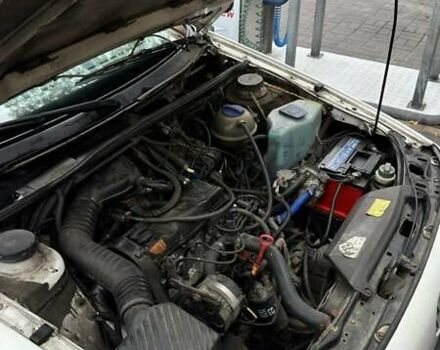 Белый Фольксваген Пассат, объемом двигателя 1.8 л и пробегом 474 тыс. км за 2100 $, фото 8 на Automoto.ua