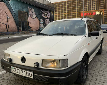 Білий Фольксваген Пассат, об'ємом двигуна 1.8 л та пробігом 341 тис. км за 1900 $, фото 14 на Automoto.ua