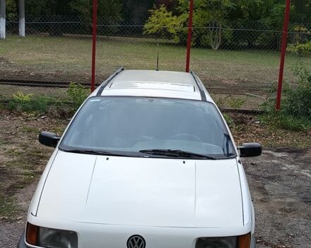 Белый Фольксваген Пассат, объемом двигателя 1.8 л и пробегом 330 тыс. км за 1800 $, фото 4 на Automoto.ua