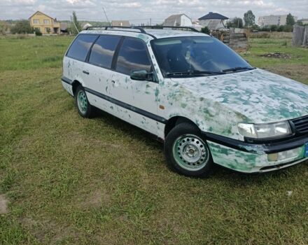 Белый Фольксваген Пассат, объемом двигателя 1.9 л и пробегом 200 тыс. км за 1400 $, фото 2 на Automoto.ua