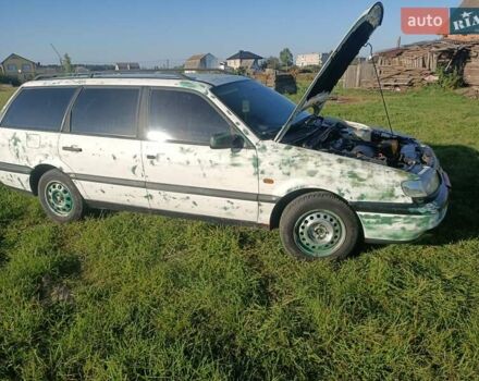 Белый Фольксваген Пассат, объемом двигателя 1.9 л и пробегом 200 тыс. км за 1500 $, фото 7 на Automoto.ua