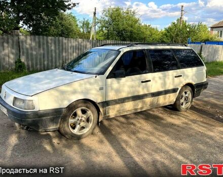 Белый Фольксваген Пассат, объемом двигателя 1.8 л и пробегом 165 тыс. км за 550 $, фото 7 на Automoto.ua