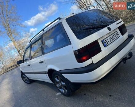 Белый Фольксваген Пассат, объемом двигателя 1.9 л и пробегом 400 тыс. км за 3399 $, фото 7 на Automoto.ua