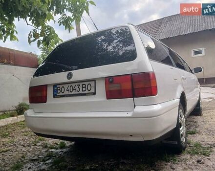 Белый Фольксваген Пассат, объемом двигателя 2 л и пробегом 490 тыс. км за 1999 $, фото 1 на Automoto.ua