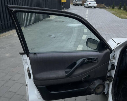 Белый Фольксваген Пассат, объемом двигателя 1.8 л и пробегом 299 тыс. км за 1499 $, фото 26 на Automoto.ua