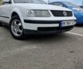 Белый Фольксваген Пассат, объемом двигателя 1.6 л и пробегом 346 тыс. км за 2890 $, фото 1 на Automoto.ua