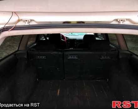 Белый Фольксваген Пассат, объемом двигателя 1.9 л и пробегом 257 тыс. км за 2200 $, фото 3 на Automoto.ua