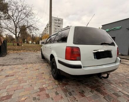 Белый Фольксваген Пассат, объемом двигателя 1.9 л и пробегом 200 тыс. км за 1400 $, фото 2 на Automoto.ua