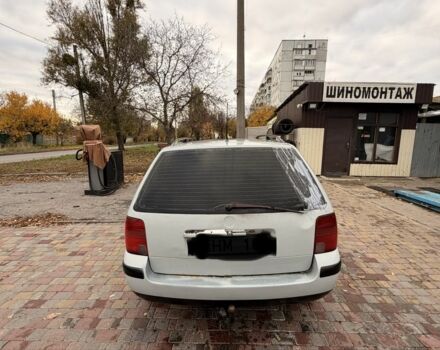 Белый Фольксваген Пассат, объемом двигателя 1.9 л и пробегом 200 тыс. км за 1400 $, фото 4 на Automoto.ua