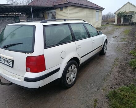 Белый Фольксваген Пассат, объемом двигателя 1.9 л и пробегом 111 тыс. км за 1700 $, фото 3 на Automoto.ua