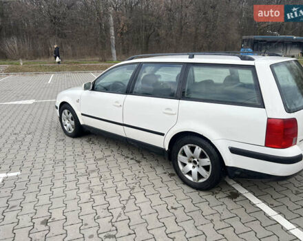 Білий Фольксваген Пассат, об'ємом двигуна 1.9 л та пробігом 200 тис. км за 2650 $, фото 2 на Automoto.ua