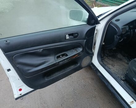 Белый Фольксваген Пассат, объемом двигателя 1.9 л и пробегом 111 тыс. км за 1700 $, фото 5 на Automoto.ua