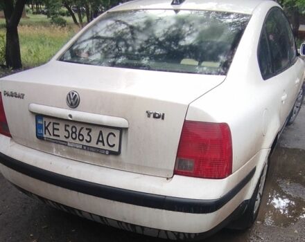 Белый Фольксваген Пассат, объемом двигателя 1.9 л и пробегом 284 тыс. км за 3600 $, фото 3 на Automoto.ua