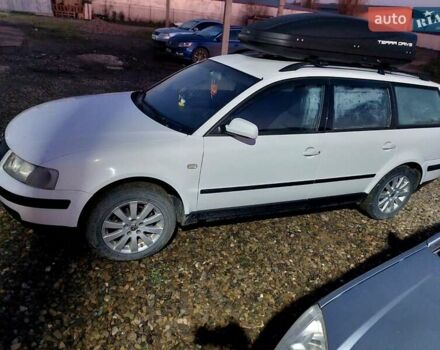 Білий Фольксваген Пассат, об'ємом двигуна 1.8 л та пробігом 469 тис. км за 3900 $, фото 15 на Automoto.ua