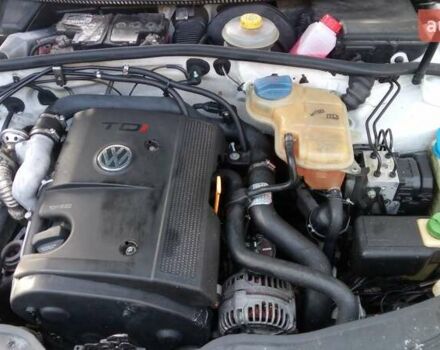 Белый Фольксваген Пассат, объемом двигателя 1.9 л и пробегом 591 тыс. км за 4000 $, фото 4 на Automoto.ua