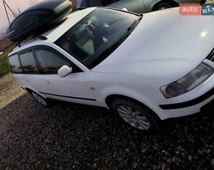 Білий Фольксваген Пассат, об'ємом двигуна 1.8 л та пробігом 469 тис. км за 3900 $, фото 4 на Automoto.ua